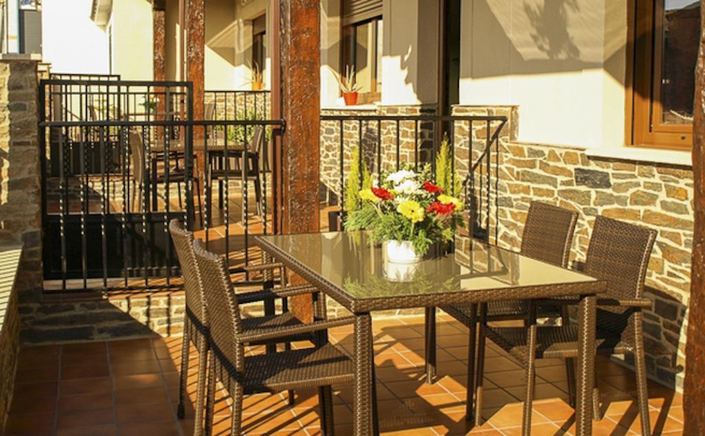Apartamentos Rurales El Calama Zarza De Granadilla Δωμάτιο φωτογραφία